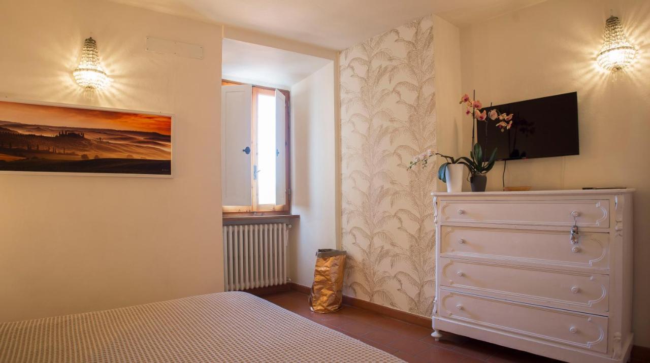 Appartamento Le Palme Con Terrazze In Centro San Gimignano Kültér fotó